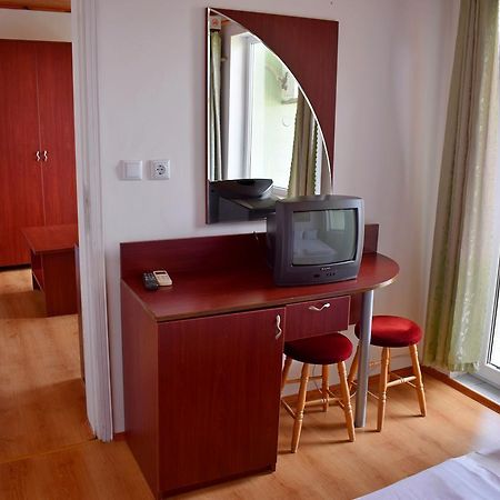 Royal Hostel Варна Экстерьер фото
