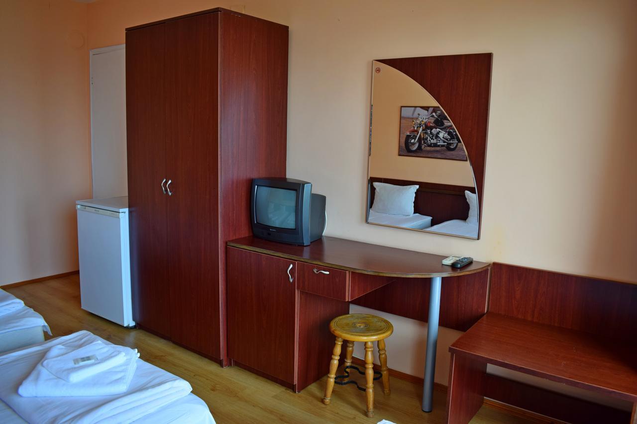 Royal Hostel Варна Экстерьер фото